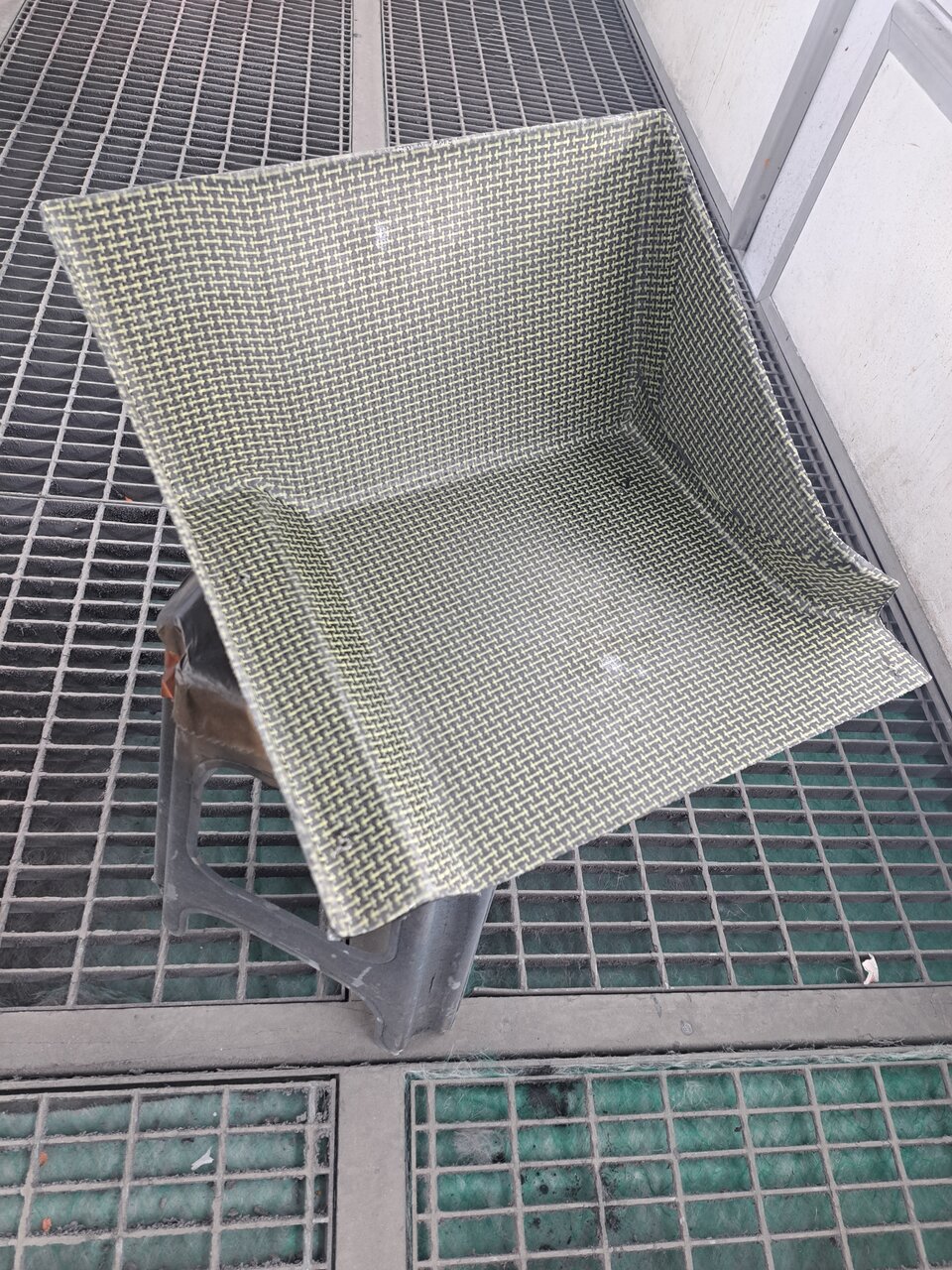 Création pièce carbone-kevlar