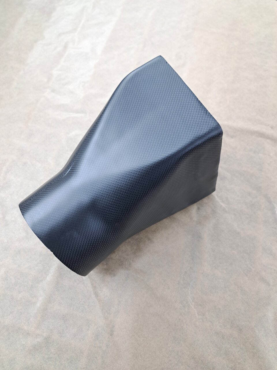 Création guide daire en carbone