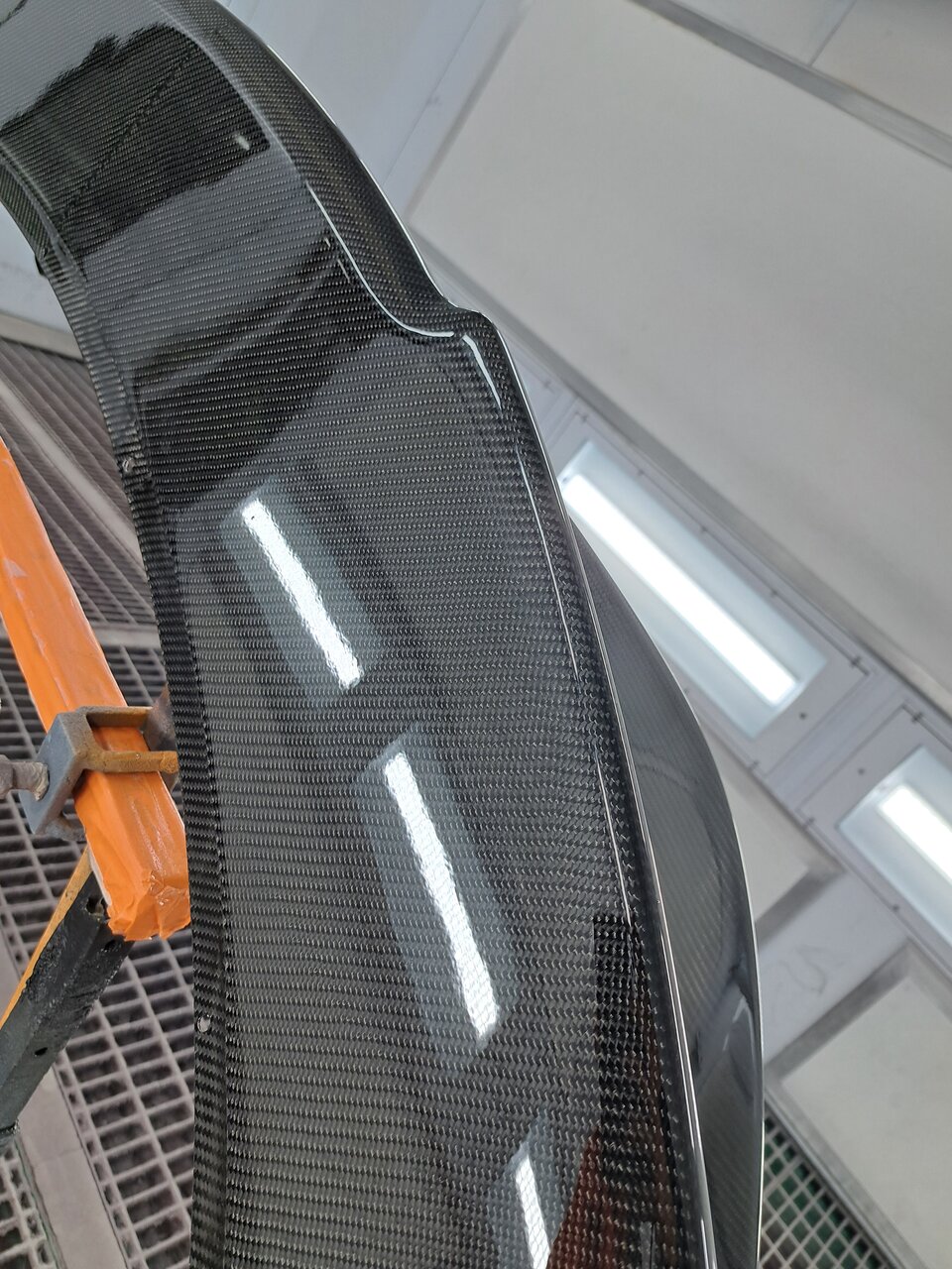 reparation lame avant MClaren650s